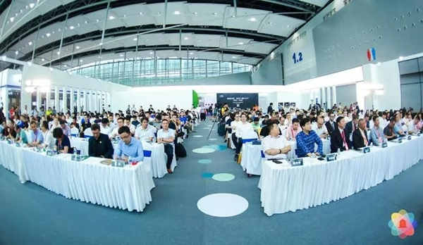 鹿客智能鎖榮獲智能鎖業權威“葵花獎”三項大獎