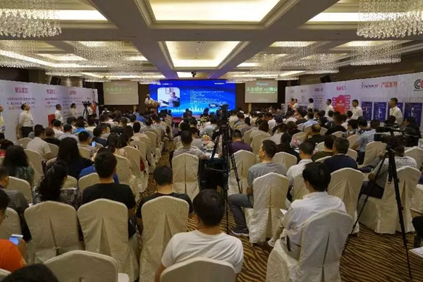 頂吉智能鎖專業為用戶打造高安全的智能居家環境