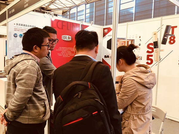 多靈智能指紋鎖亮相電子展，開啟智能鎖安全新體驗