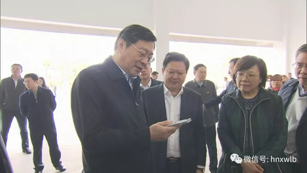 多特智能鎖迎接湖南省省委書記杜家毫一行蒞臨調(diào)研