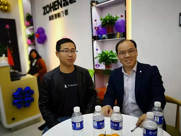 忠恒智能門(mén)鎖石家莊旗艦店開(kāi)門(mén)紅