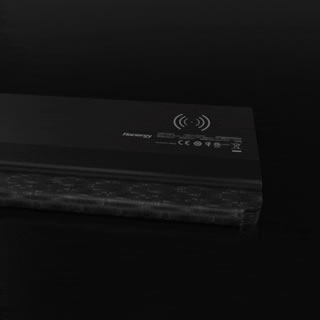 用了漢能儲能發電光紙，讓你一招治好手機電量恐懼癥！