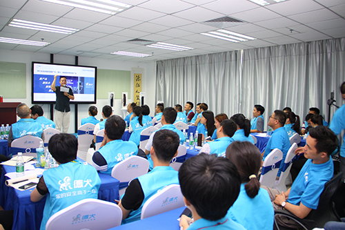頂級大咖助力德犬 開啟智能門鎖落地營銷
