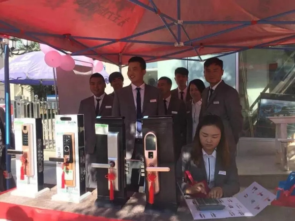 王力智能鎖寧夏銀川店耀世開業(yè)——“制霸”全國版圖再下一城完成國內(nèi)7成省市覆蓋