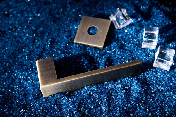 參加建博會(huì)的雅麗斯有多可怕，你一定不知道！