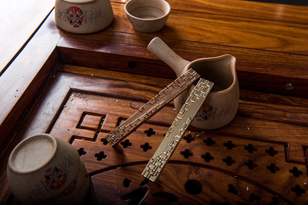 雅麗斯五金2017新品--衣柜柜門拉手火熱推出