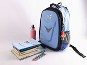 兒童定位健康書包，同時(shí)還可以培養(yǎng)孩子的整理習(xí)慣