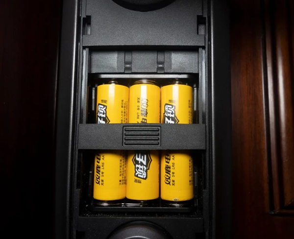 螢石智能家居：智能鎖、監控、門鈴三合一的可視門鎖體驗