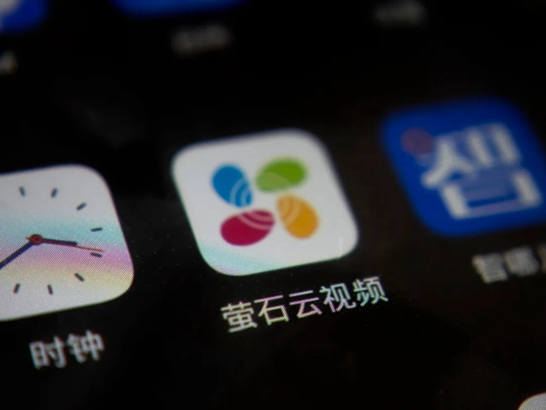 螢石智能家居：智能鎖、監控、門鈴三合一的可視門鎖體驗