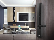 獨(dú)居生活，您需要一把海爾E18智能門鎖