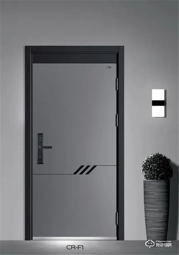 重磅！超人推出多款智能門，以極簡輕奢，能否重新定義現(xiàn)代戶門？