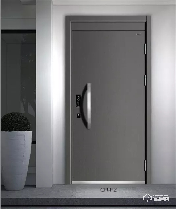 重磅！超人推出多款智能門，以極簡輕奢，能否重新定義現(xiàn)代戶門？