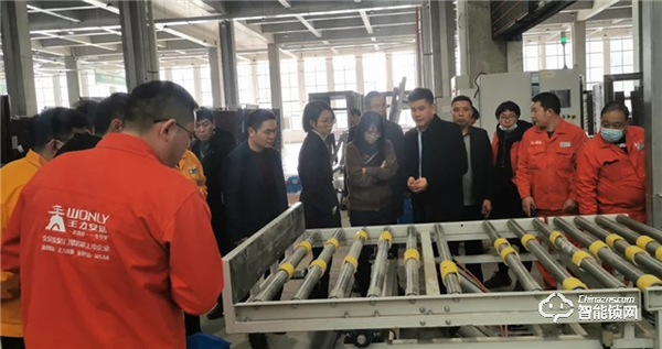 董事長王躍斌深入王力“未來工廠”，高標準檢核質量細節