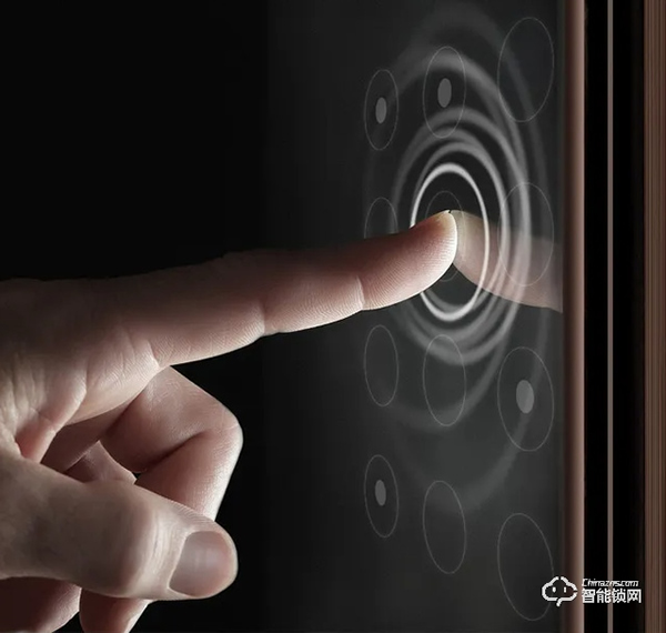 智能鎖和傳統(tǒng)鎖，哪個(gè)更加實(shí)用？怎么判斷自己家的門適不適合？