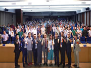 5G商用提速 智能門鎖行業迎發展新風口