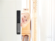 創維智能鎖｜智能門鎖指紋錄入的小細節：只有指紋錄制好了，智能鎖才能“秒”開