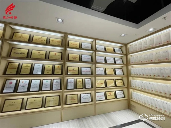 黑科技｜一個(gè)產(chǎn)品10多項(xiàng)“黑科技”，匯泰龍智能門鎖開啟智慧家居新生活