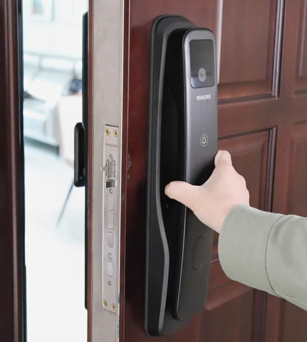 2024年火遍全小區(qū)的飛利浦智能鎖DDL702-FVP，豈止刷臉開門？