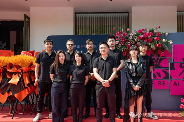 璀璨啟航 | 夜色空間·桐鄉店，華堂煥彩，駿業日新