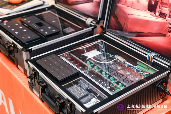 以城聚才，共筑“光”明！邦奇智能精彩亮相十城千人天光云影計(jì)劃·重慶站