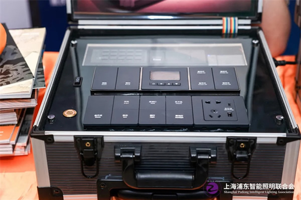 以城聚才，共筑“光”明！邦奇智能精彩亮相十城千人天光云影計(jì)劃·重慶站