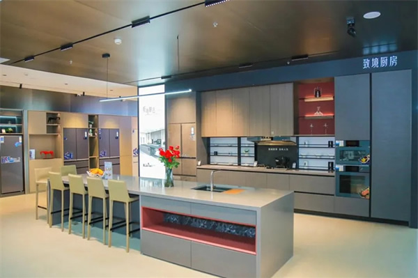 三翼鳥超級體驗中心：全國首家，行業首個