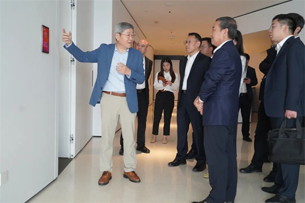“很智能！” 中建四局黨委書記、董事長易文權一行調研達實智能