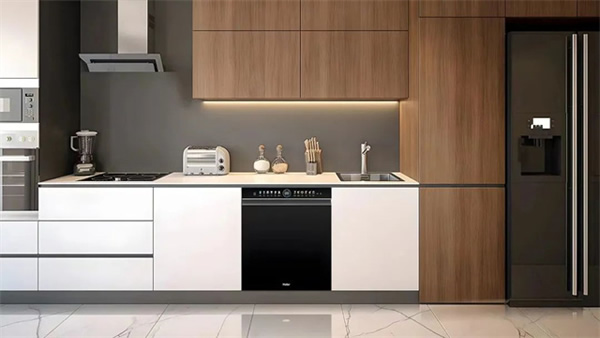 2024AWE三翼鳥：開展會(huì)，展開說