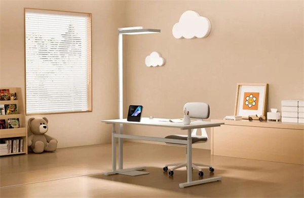 易來與小米簽訂「戰略合作協議」，共創智能照明新篇章