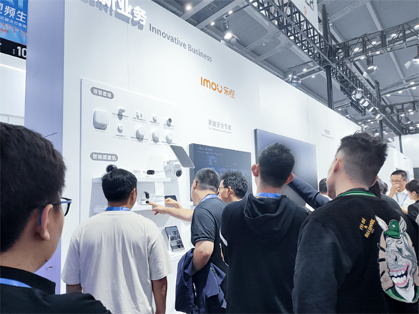 樂(lè)橙亮相第19屆中國(guó)國(guó)際社會(huì)公共安全博覽會(huì)，四大產(chǎn)品品類構(gòu)建智慧安全家庭