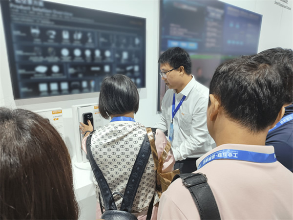 樂(lè)橙亮相第19屆中國(guó)國(guó)際社會(huì)公共安全博覽會(huì)，四大產(chǎn)品品類構(gòu)建智慧安全家庭