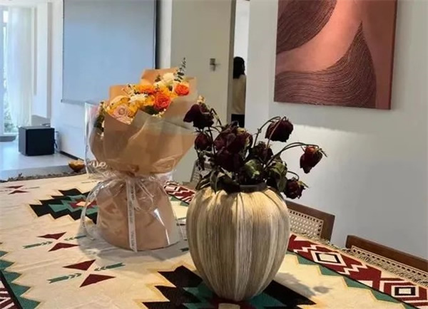 英嘉尼 |大隱無形，極致簡約——惠州某山莊別墅5.1客廳隱形影院