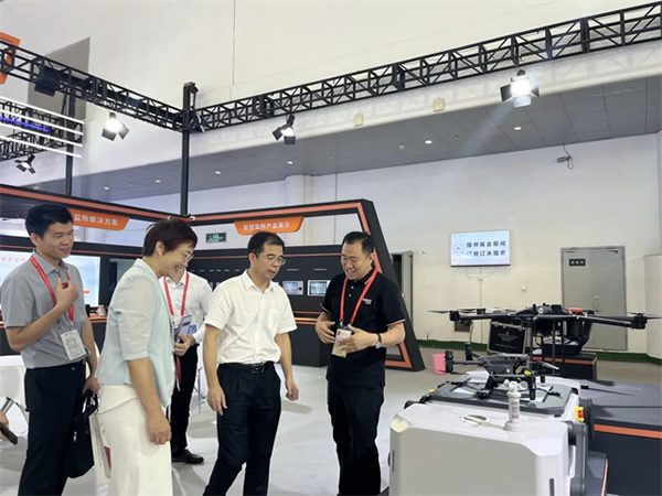 狄耐克亮相警安法務(wù)科技展，重磅嘉賓蒞臨添彩