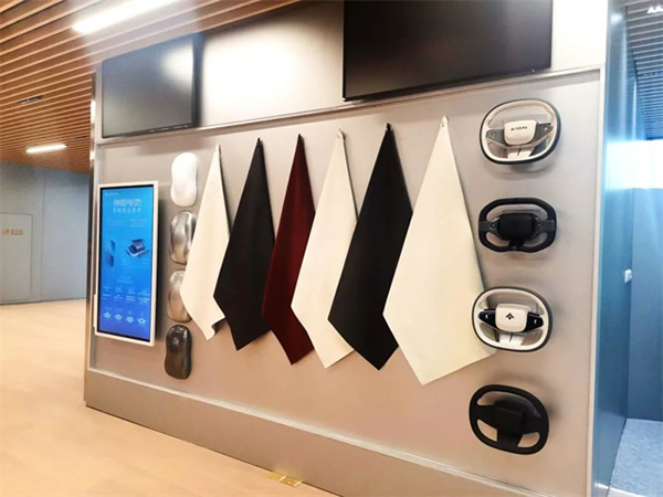 發(fā)現(xiàn)歐切斯之旅，走進廣汽埃安科技展廳，感受"中國智造"力量