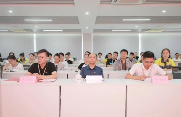 開(kāi)新局 譜新篇|榮事達(dá)集團(tuán)黨員大會(huì)勝利召開(kāi)_2