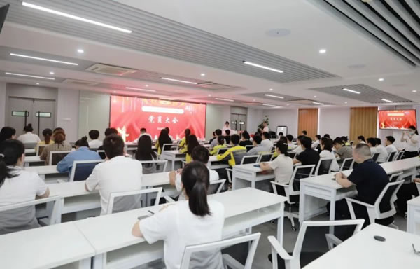 開(kāi)新局 譜新篇|榮事達(dá)集團(tuán)黨員大會(huì)勝利召開(kāi)_7