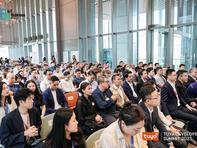 涂鴉智能亮相TUYA開發者大會（新加坡）