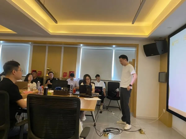 王力智能鎖營銷團隊前往湖南開展走訪交流活動_7