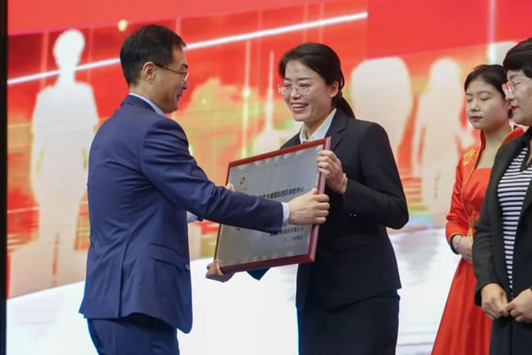 文達(dá)通智能家居2023年度表彰大會(huì)圓滿召開_5