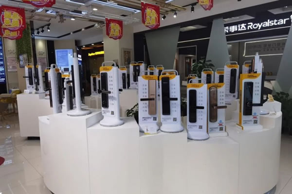 榮事達智能鎖一分鐘教會你選一把靠譜的智能鎖！_13